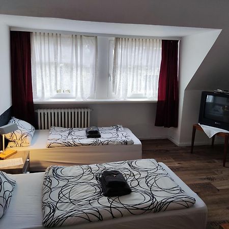 Pension Zum Burggrafen Delmenhorst Buitenkant foto